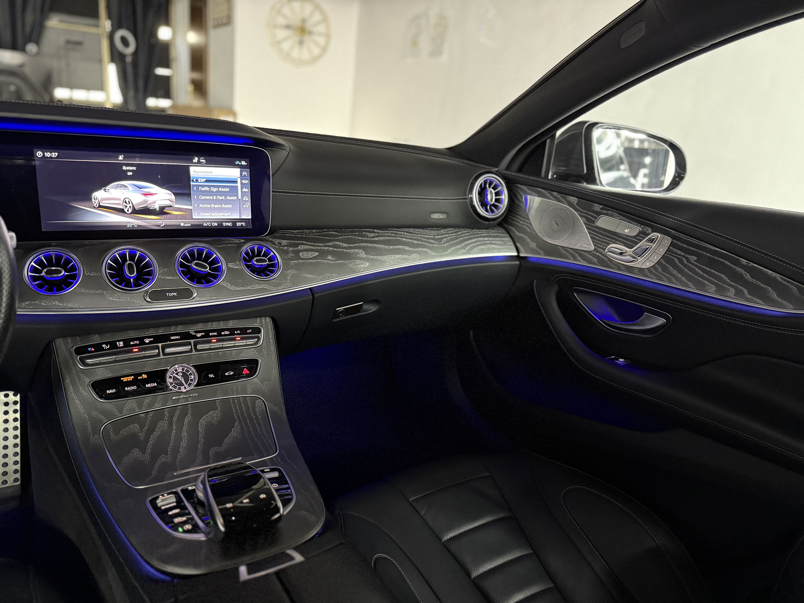 Mercedes-Benz CLS 350d AMG 2020 - Image 12