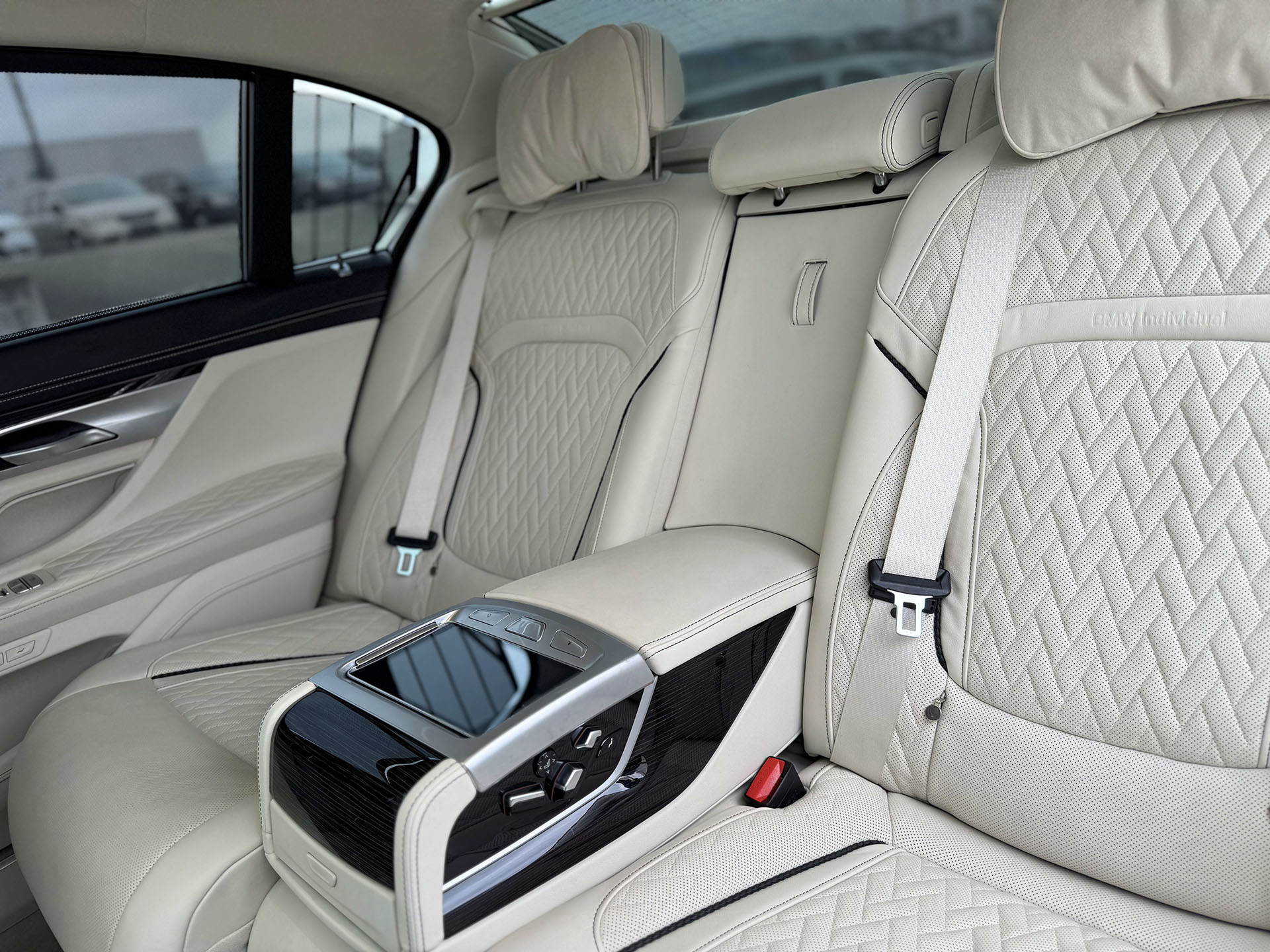 BMW Seria 7 750Li xDrive 530CP 2020 - Image 4