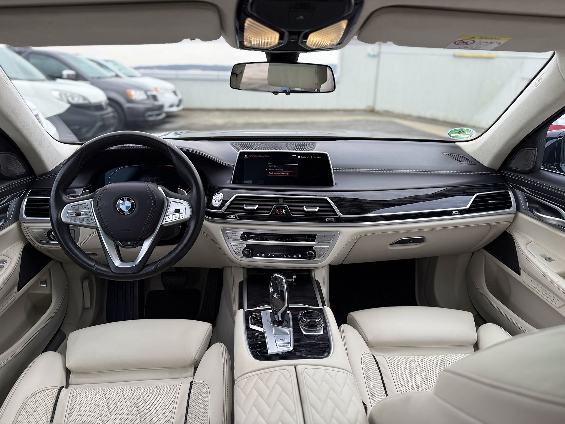 BMW Seria 7 750Li xDrive 530CP 2020 - Image 16