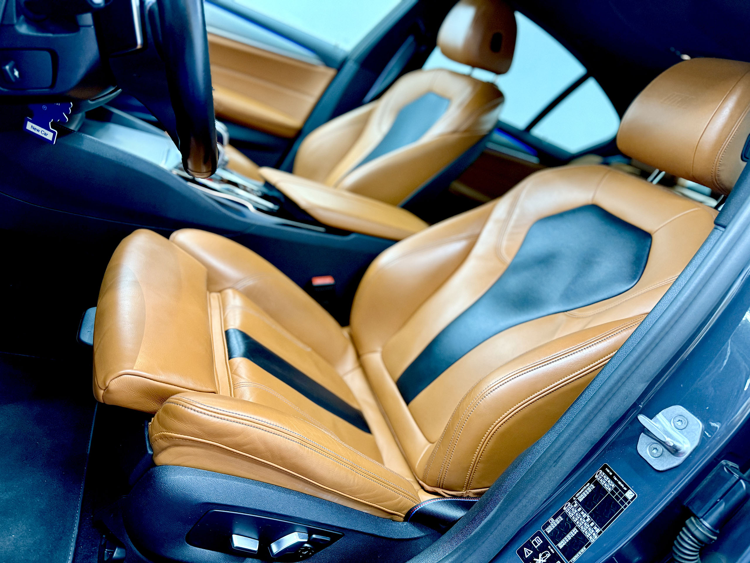 BMW M5 Competition 625CP 2022 - Image 13