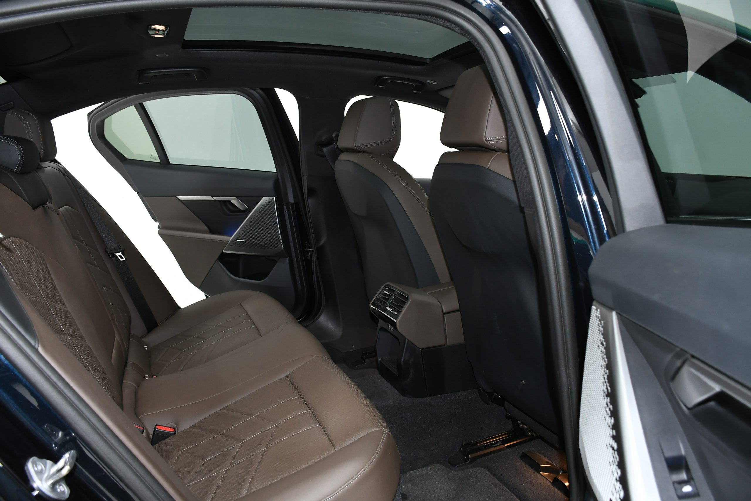 BMW 520d xDrive M PACK (197HP) 2025 + €1000 POCKET MONEY - Image 15
