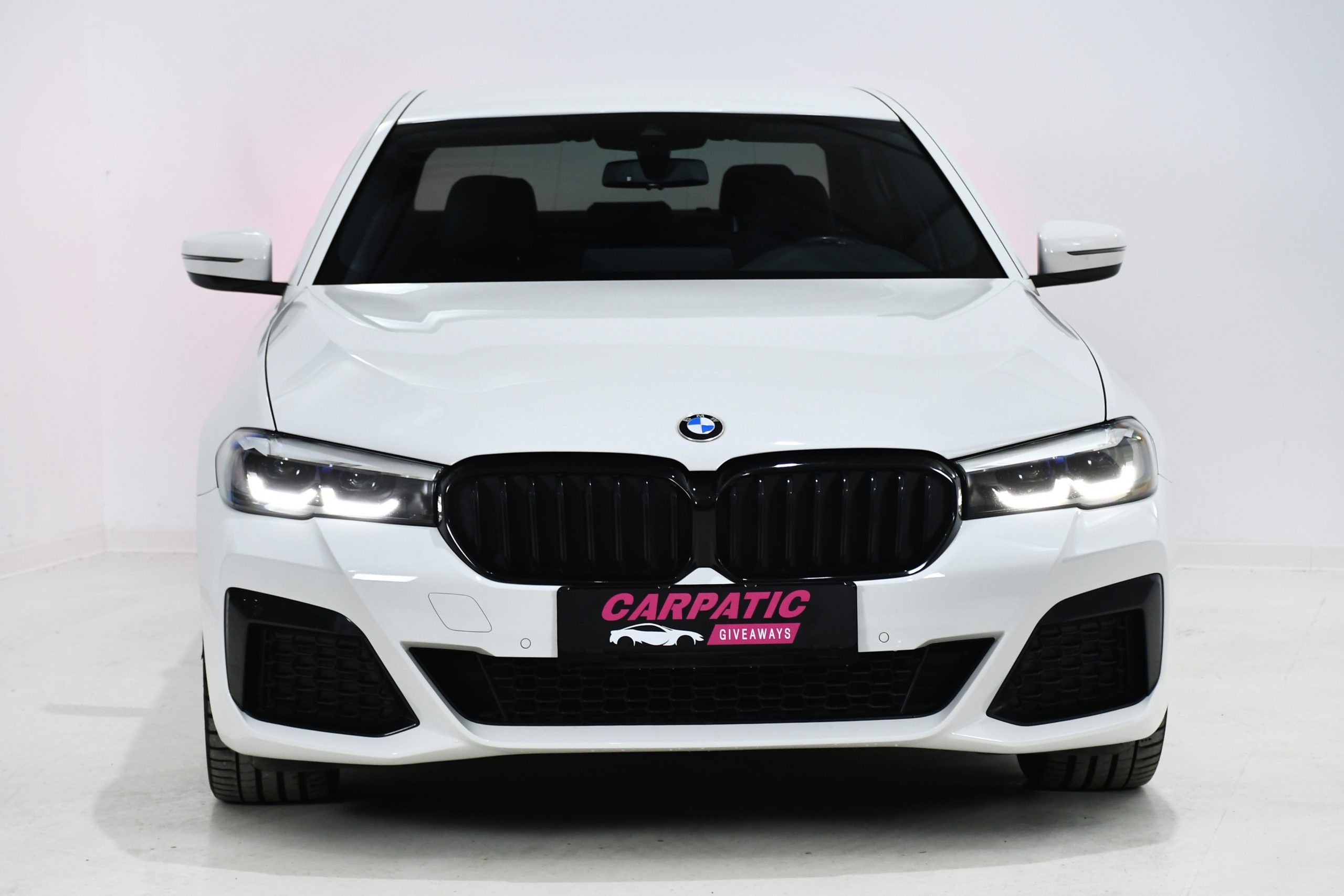 BMW SERIA 5 520d xDrive M-Package (190 HP) 2022 + €1000 POCKET MONEY - Image 3