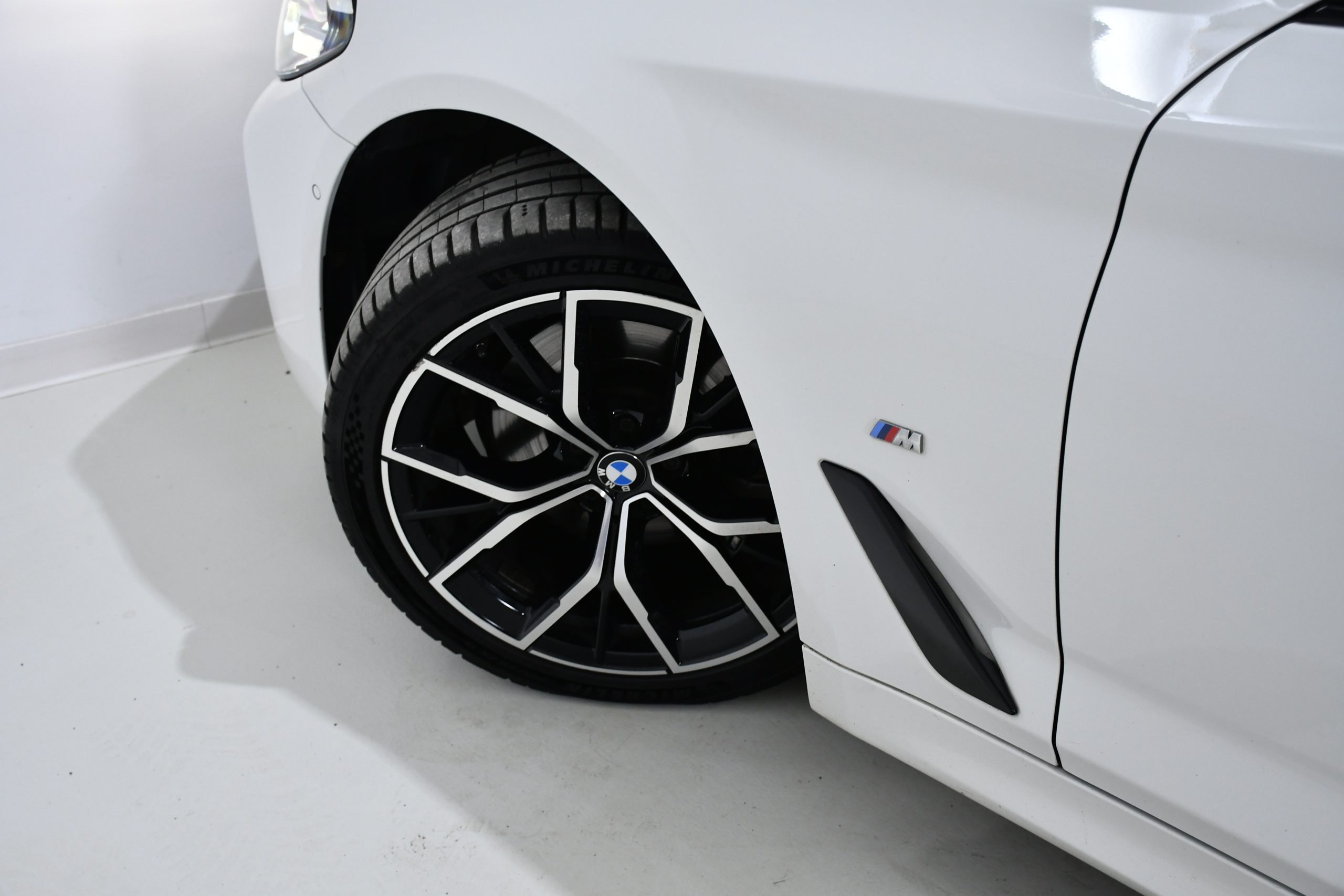 BMW SERIA 5 520d xDrive M-Package (190 HP) 2022 + €1000 POCKET MONEY - Image 22