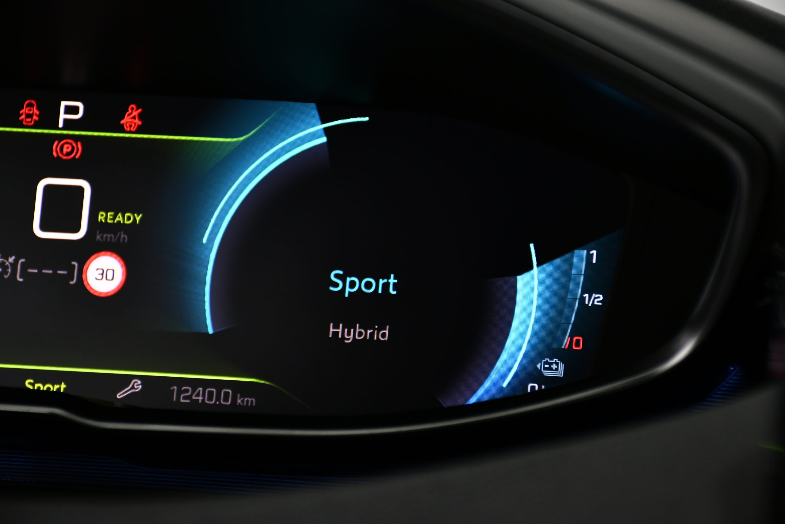 Peugeot 3008 1.6 Hybrid 225 GT 2022 - Image 25