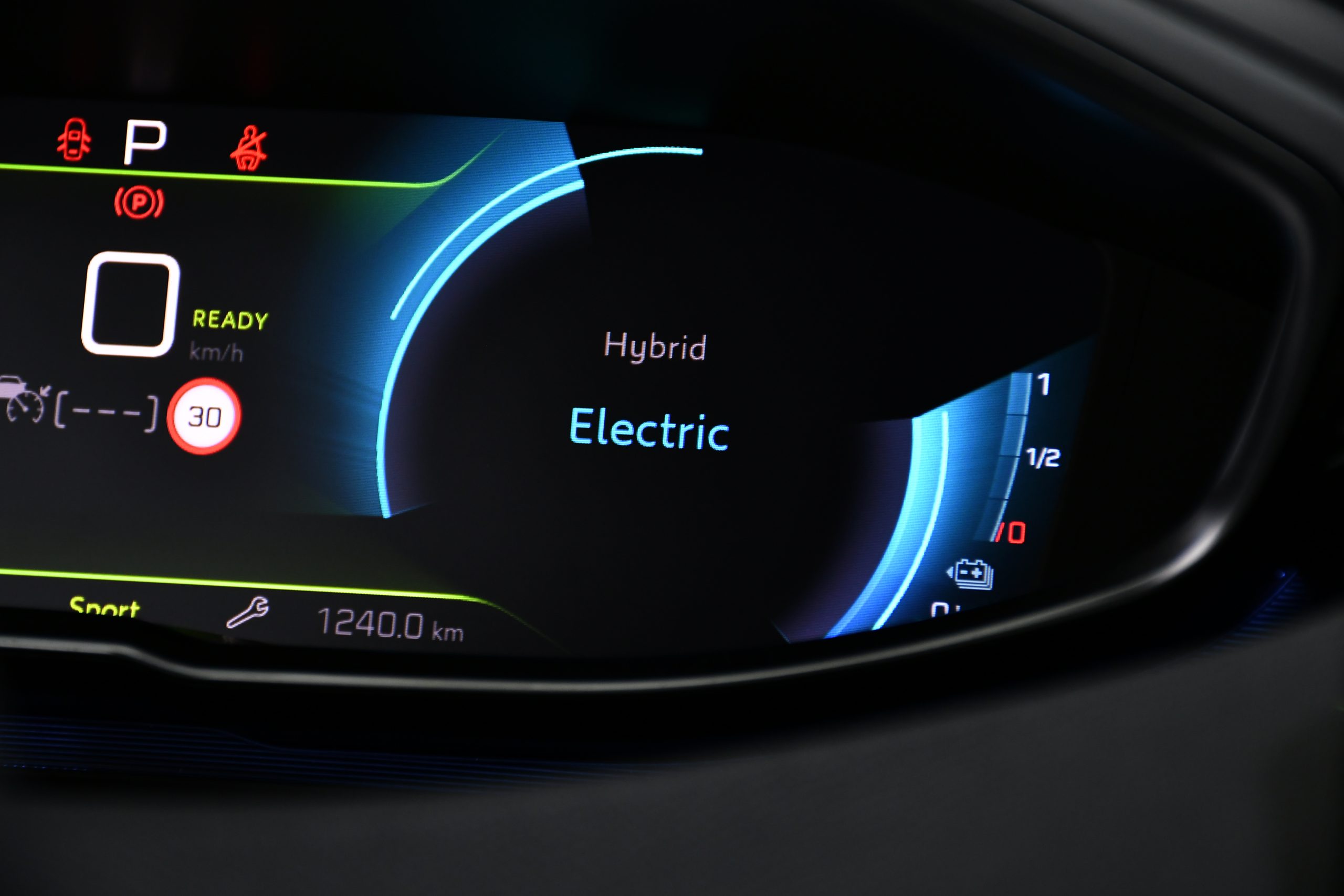 Peugeot 3008 1.6 Hybrid 225 GT 2022 - Image 27