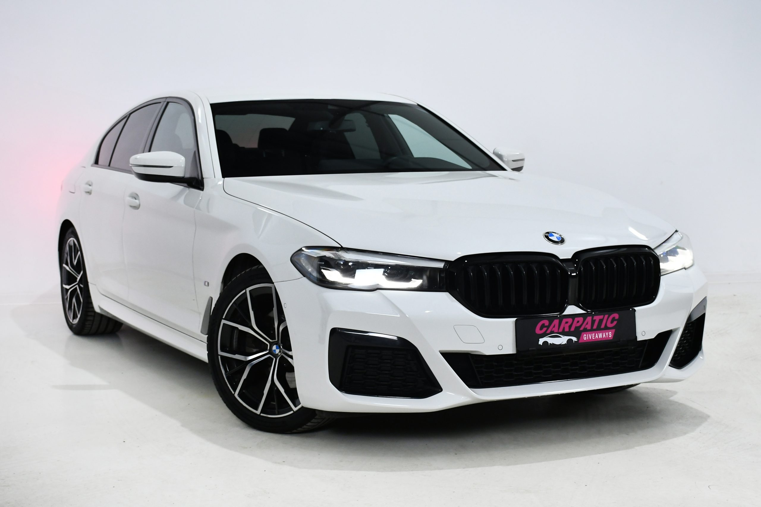 BMW SERIA 5 520d xDrive M-Package (190 HP) 2022 + €1000 POCKET MONEY - Image 4