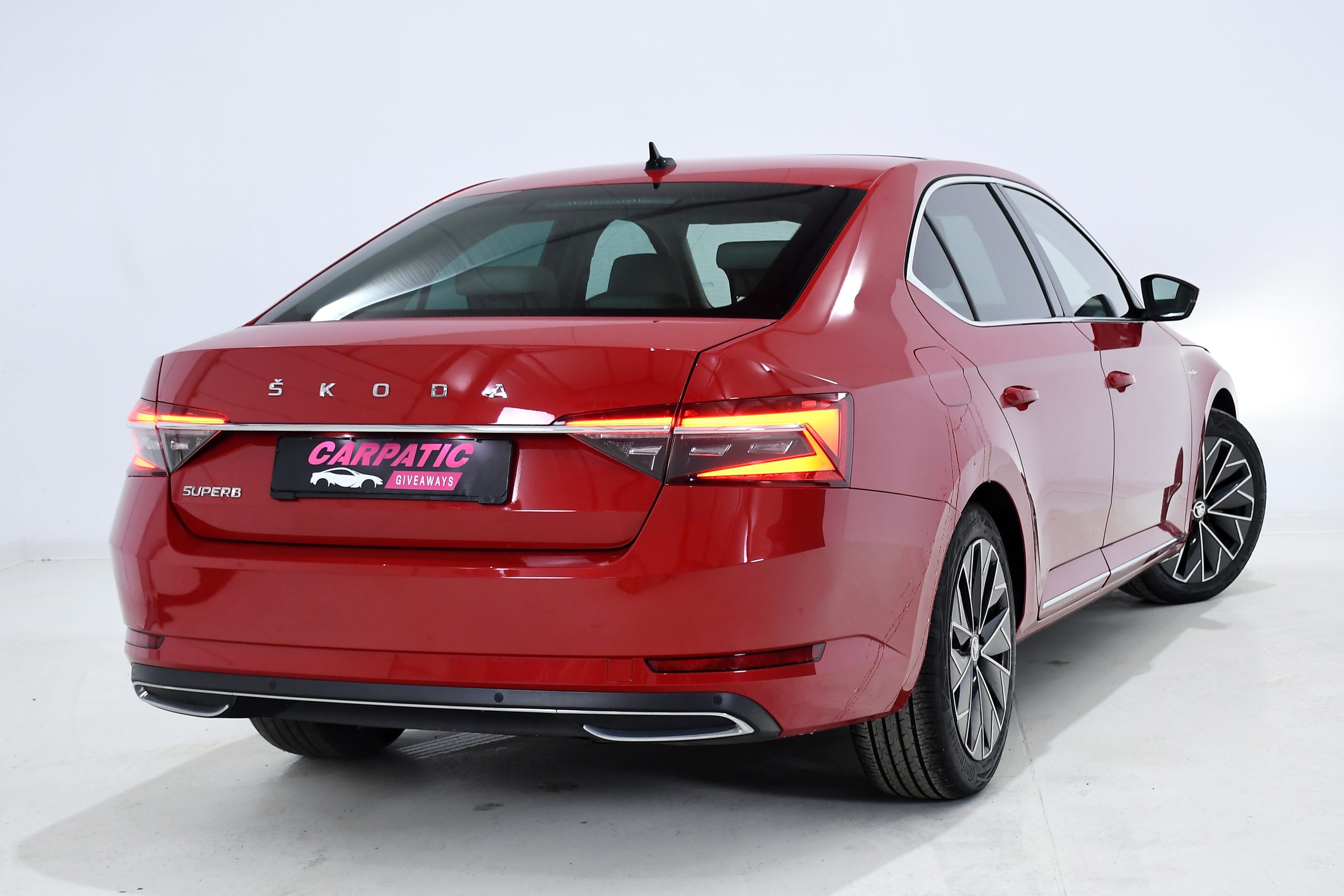 Skoda Superb 2.0 TDI Laurin & Klement (200HP) 2023 + €1000 POCKET MONEY - Image 10