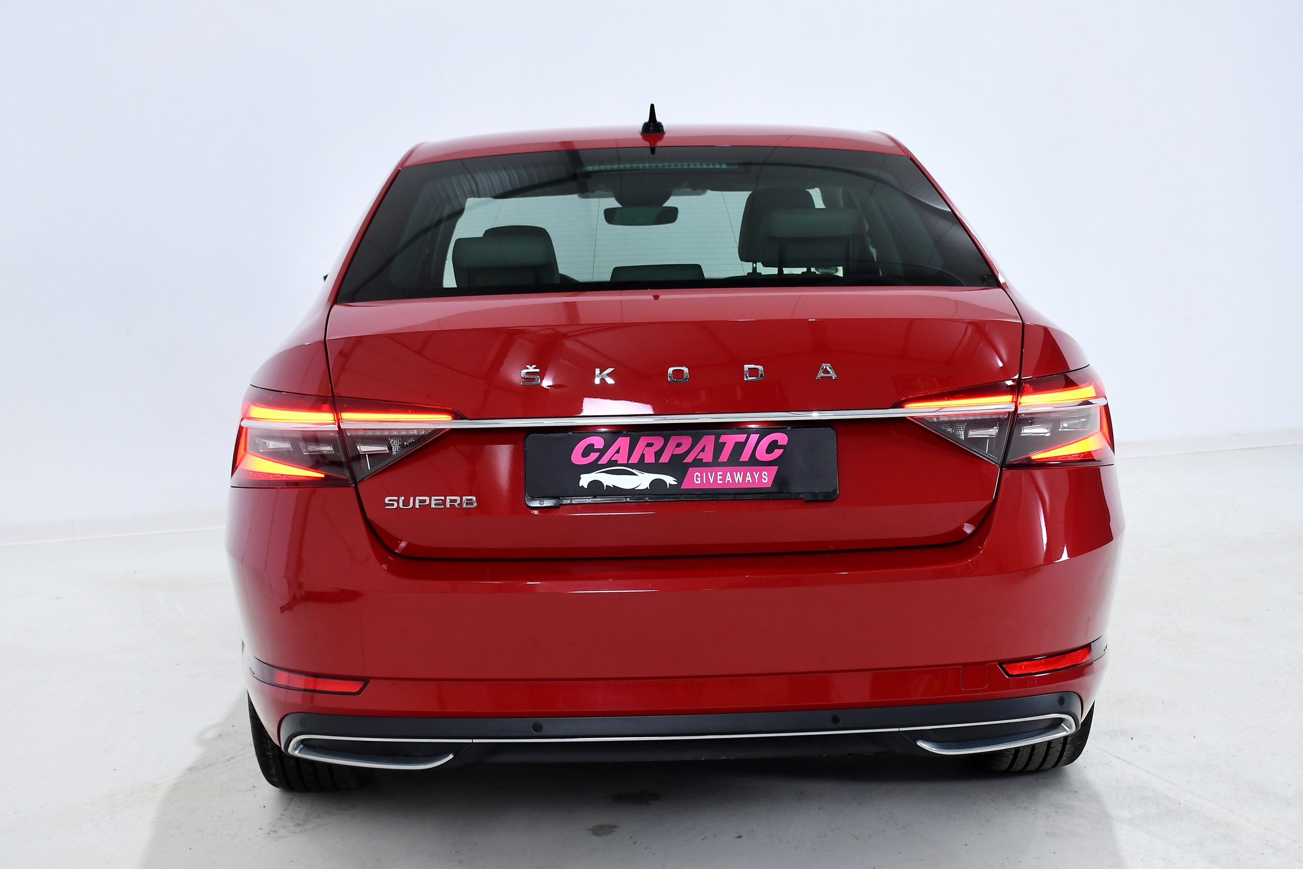 Skoda Superb 2.0 TDI Laurin & Klement (200HP) 2023 + €1000 POCKET MONEY - Image 9