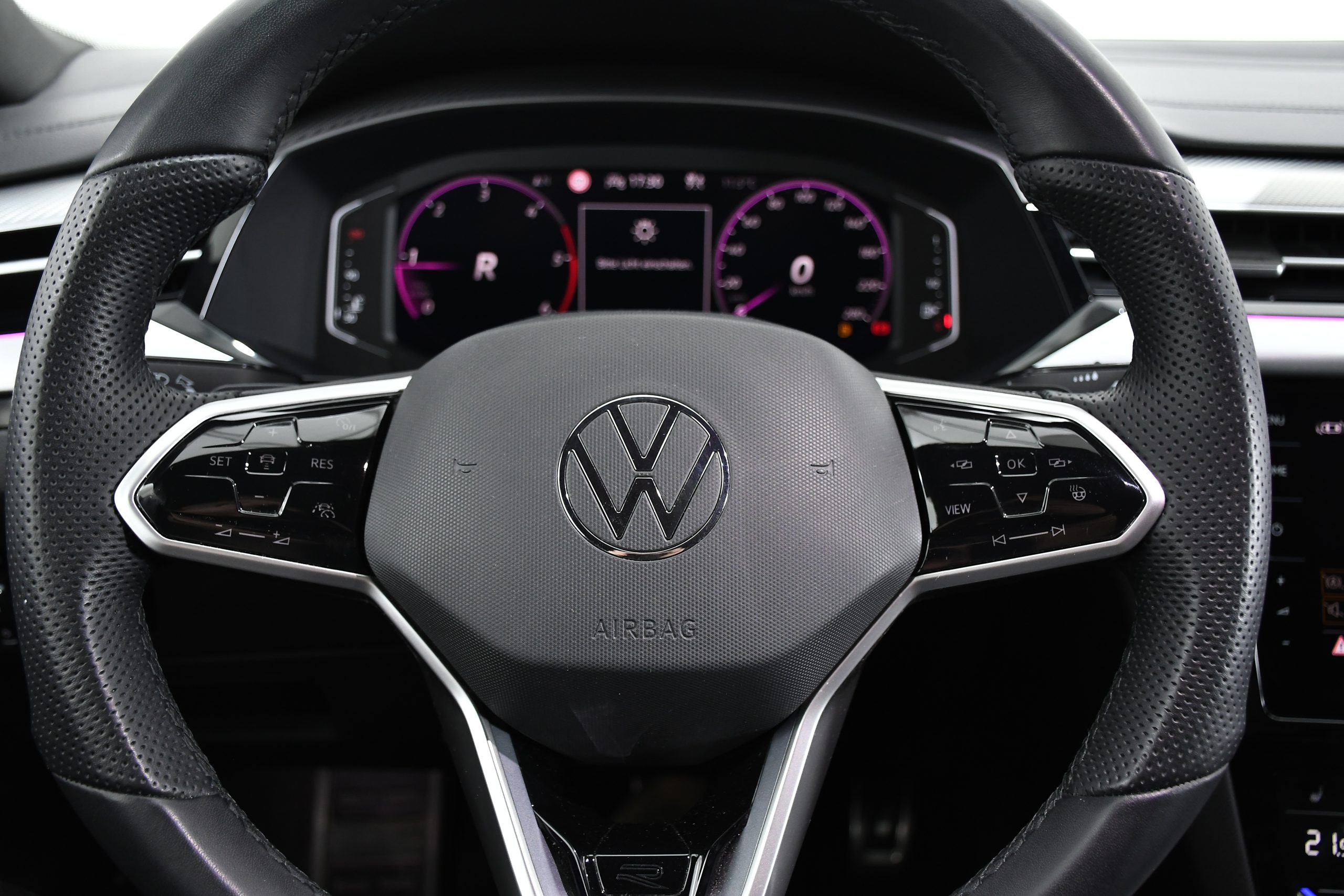 Volkswagen ARTEON R-Line 2.0 TDI (200CP) 2022 + €1000 POCKET MONEY - Image 21