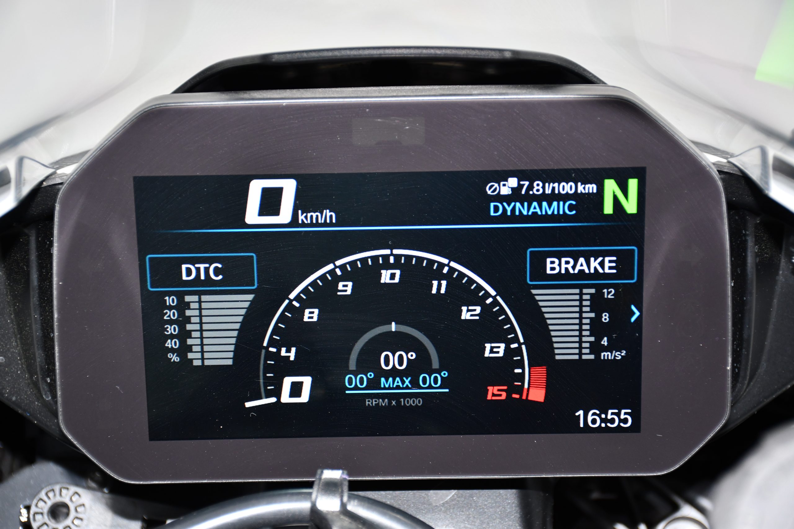 BMW S 1000 RR 2025 & €1,000 CASH - Image 11