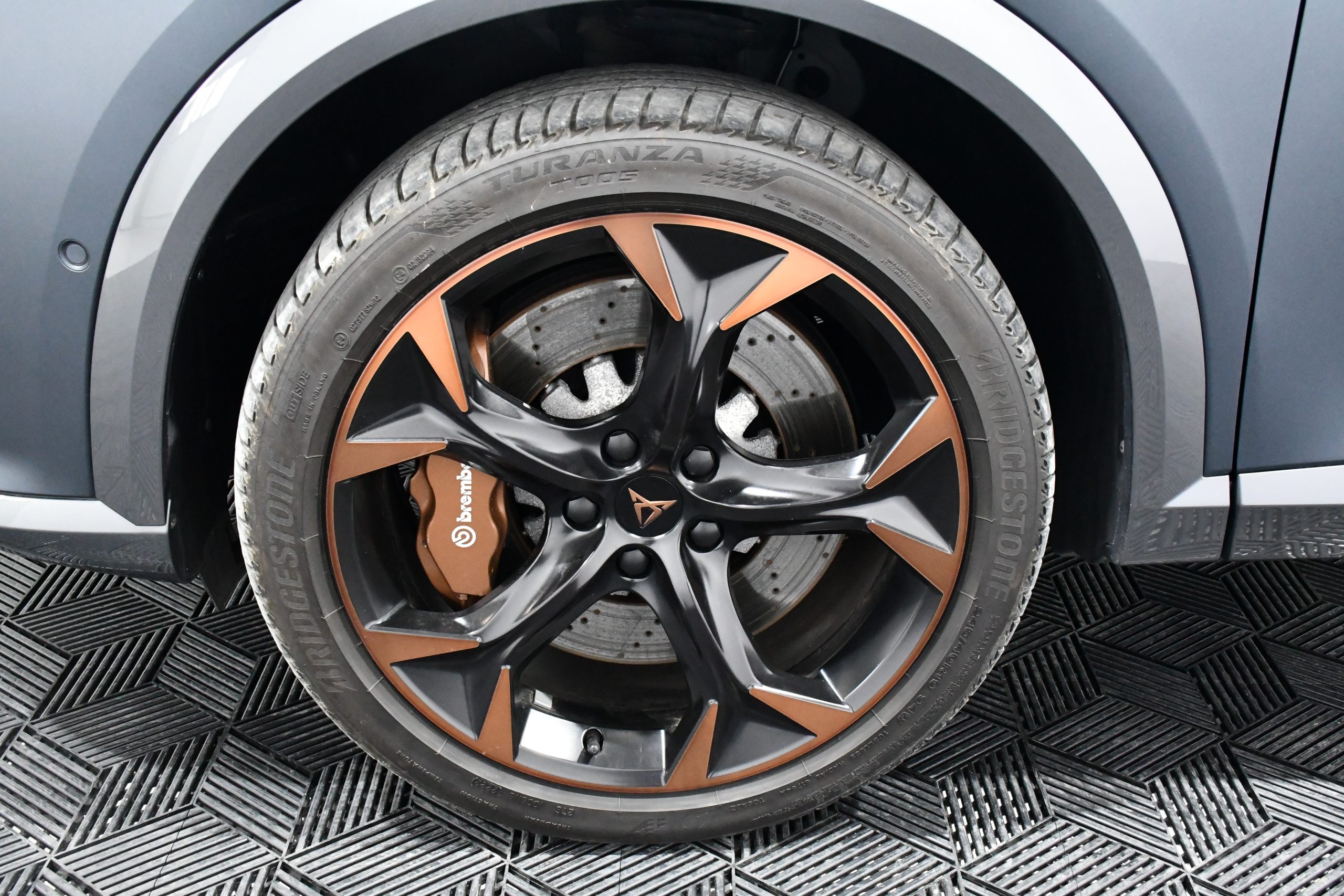 Cupra Formentor VZ 2.0 TSI 4DRIVE (310 HP) 2023 + €1000 POCKET MONEY - Image 5