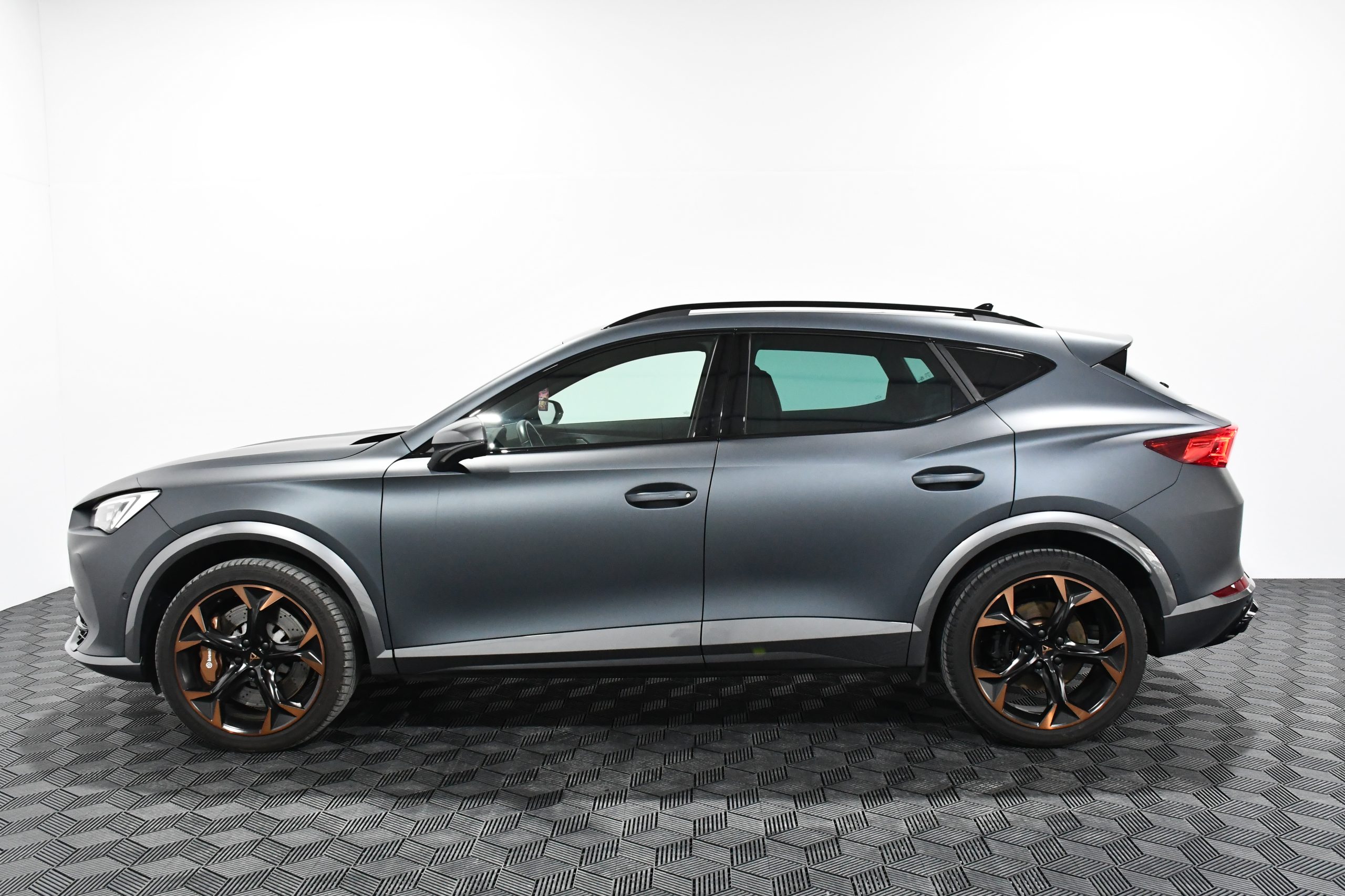 Cupra Formentor VZ 2.0 TSI 4DRIVE (310 HP) 2023 + €1000 POCKET MONEY - Image 9