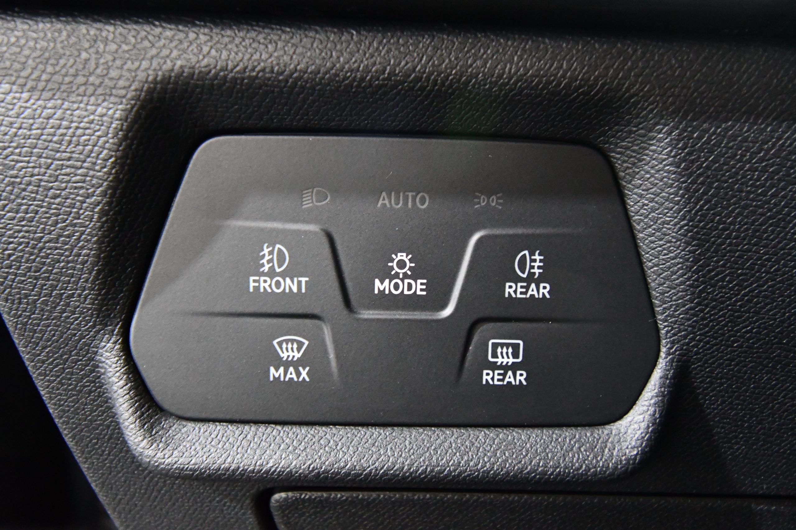 Cupra Formentor VZ 2.0 TSI 4DRIVE (310 HP) 2023 + €1000 POCKET MONEY - Image 16