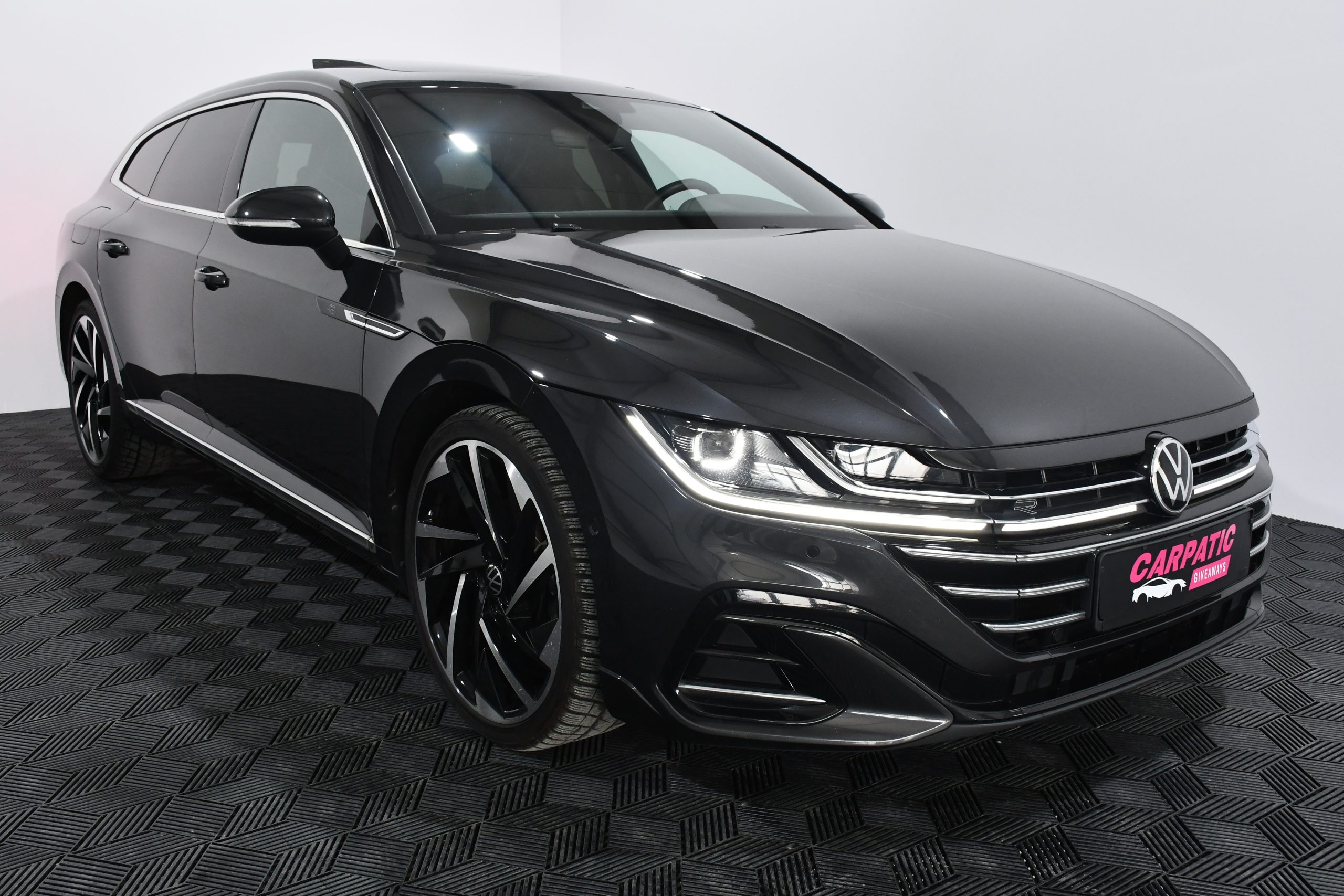 Volkswagen Arteon R-Line 2.0 TDI (200 HP) 2023 + €1000 POCKET MONEY - Image 7