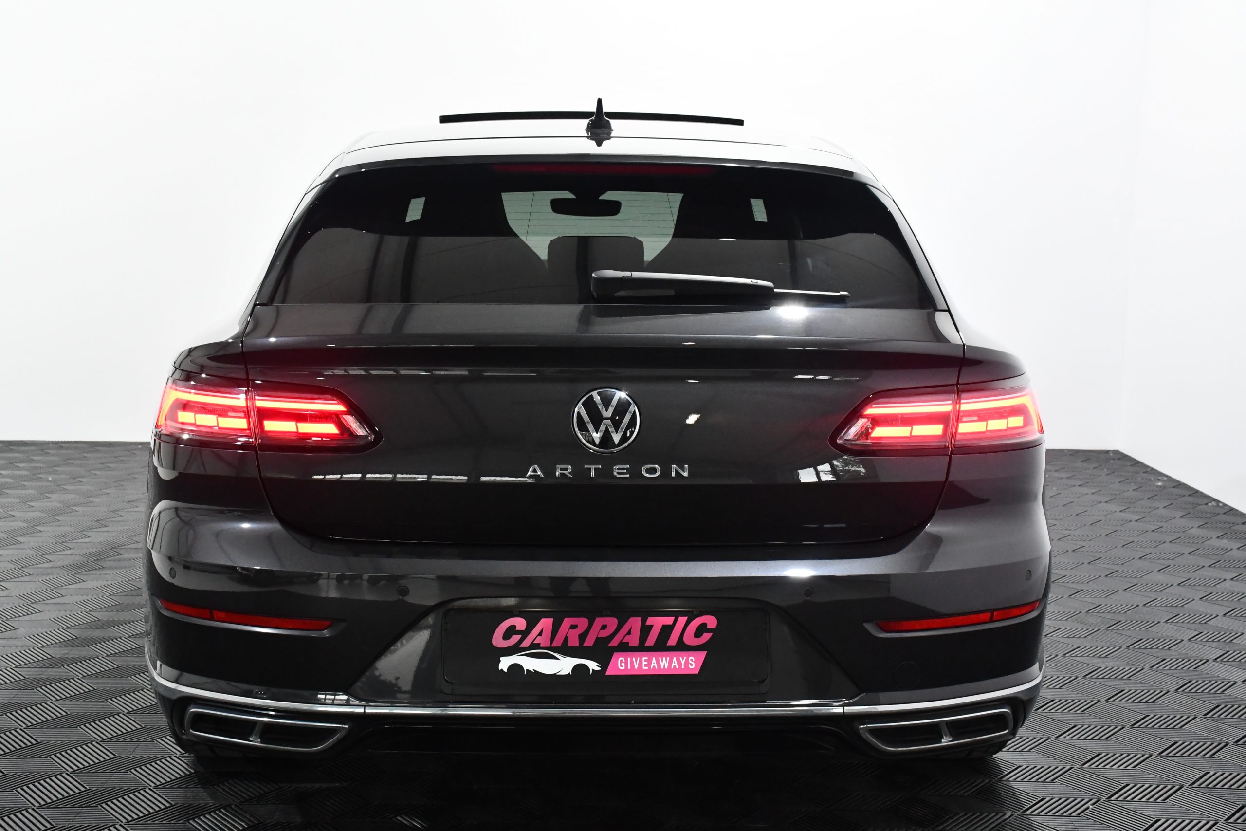 Volkswagen Arteon R-Line 2.0 TDI (200 HP) 2023 + €1000 POCKET MONEY - Image 8