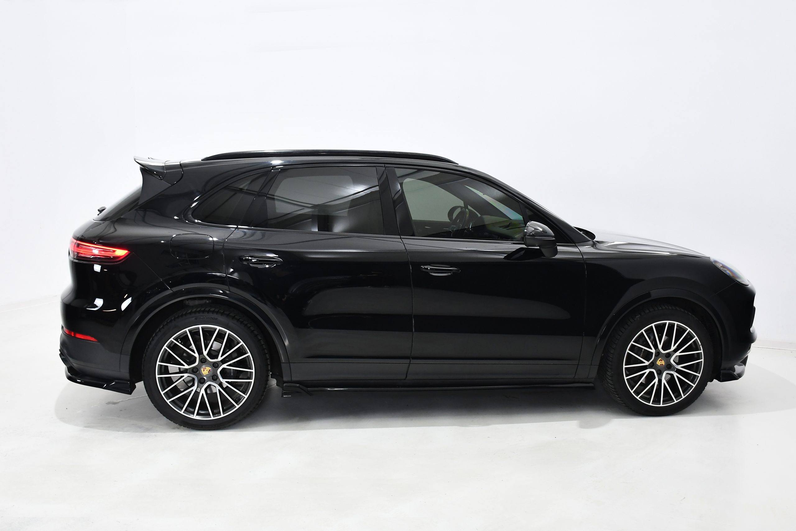 Porsche Cayenne S (441Hp) 2020 + €1000 POCKET MONEY - Image 6