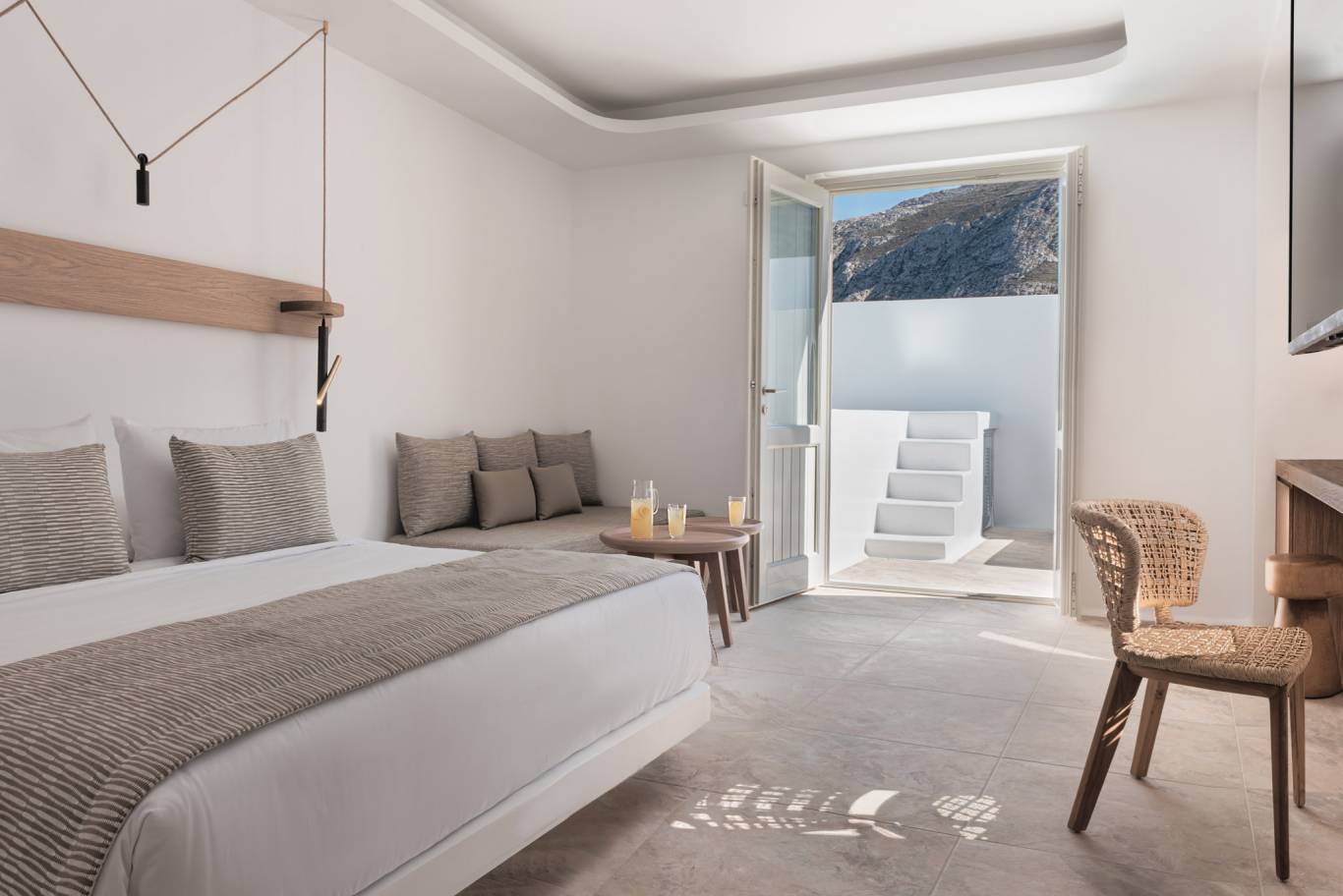 ☀️7 Nights In Greece *Santorini* For 2 People + €1500 Pocket Money - Image 6