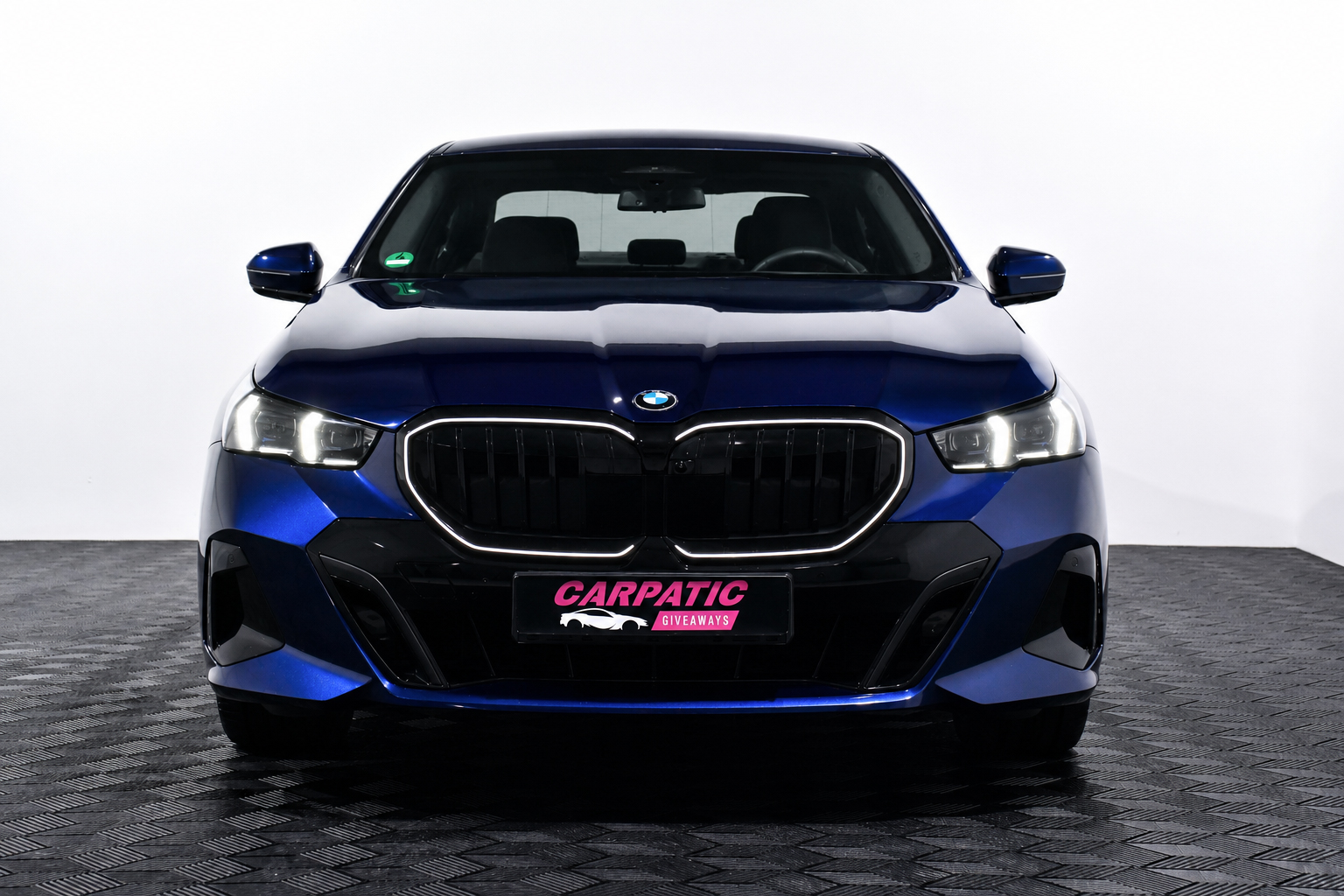 BMW SERIA 5 520d xDrive M Sport (197HP) 2025 + €1000 POCKET MONEY - Image 3
