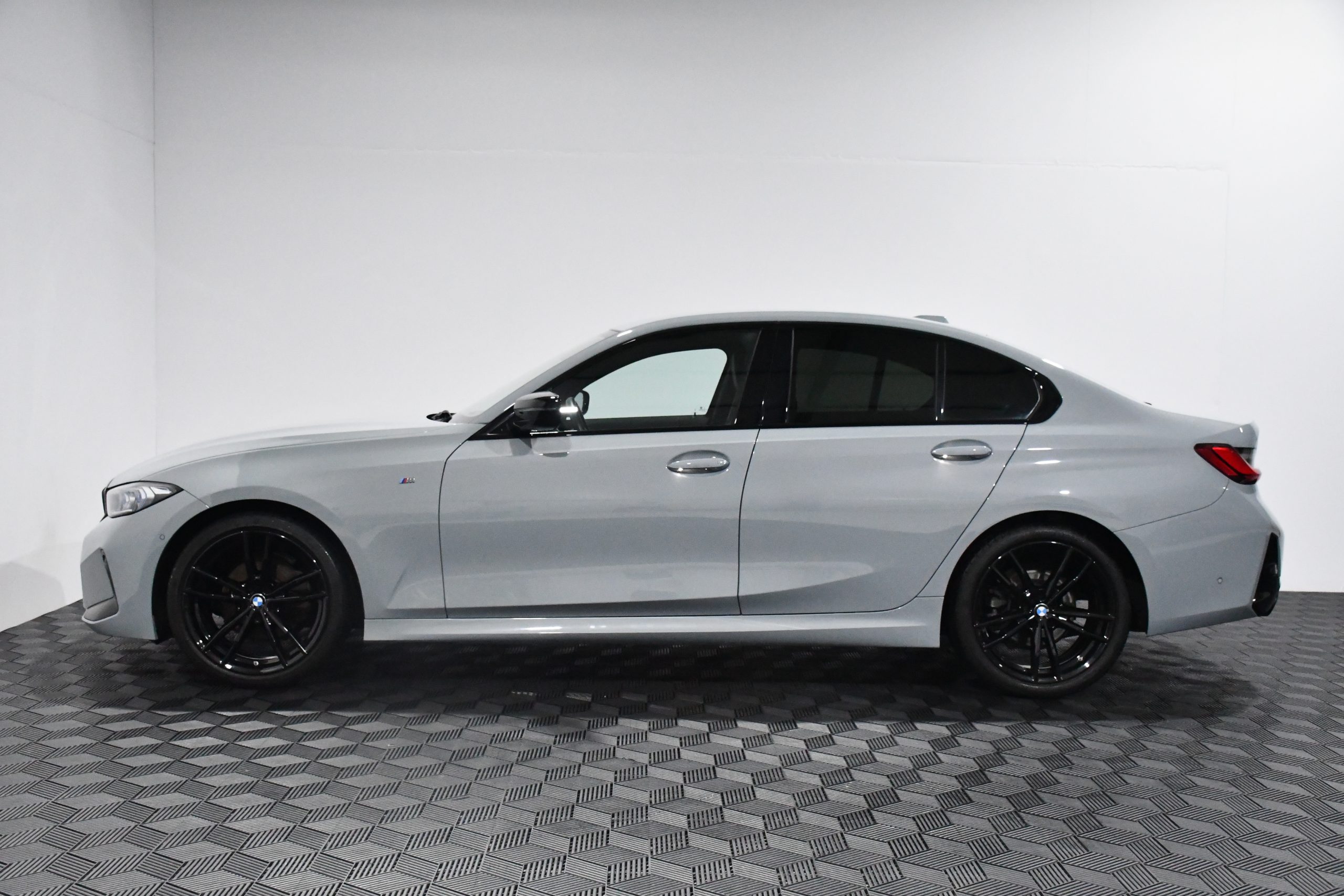 BMW 320d xDrive M Sport (190 Hp) 2024 + €1000 POCKET MONEY - Image 7