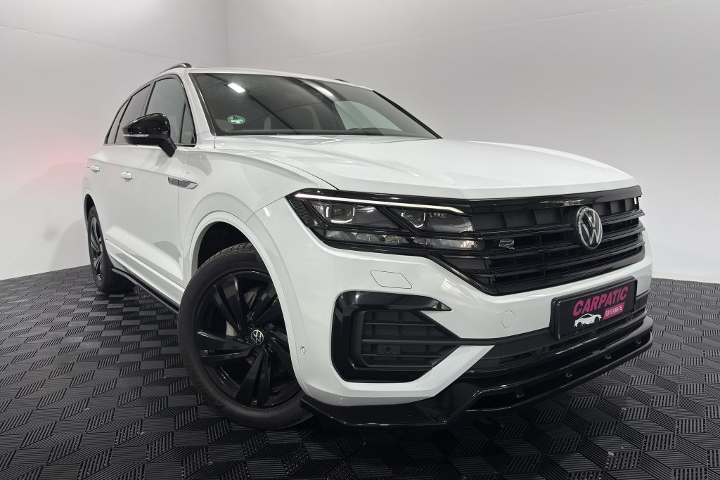 Volkswagen Touareg 4Motion R-Line (286 Hp) 2022 + £1,000 Cash