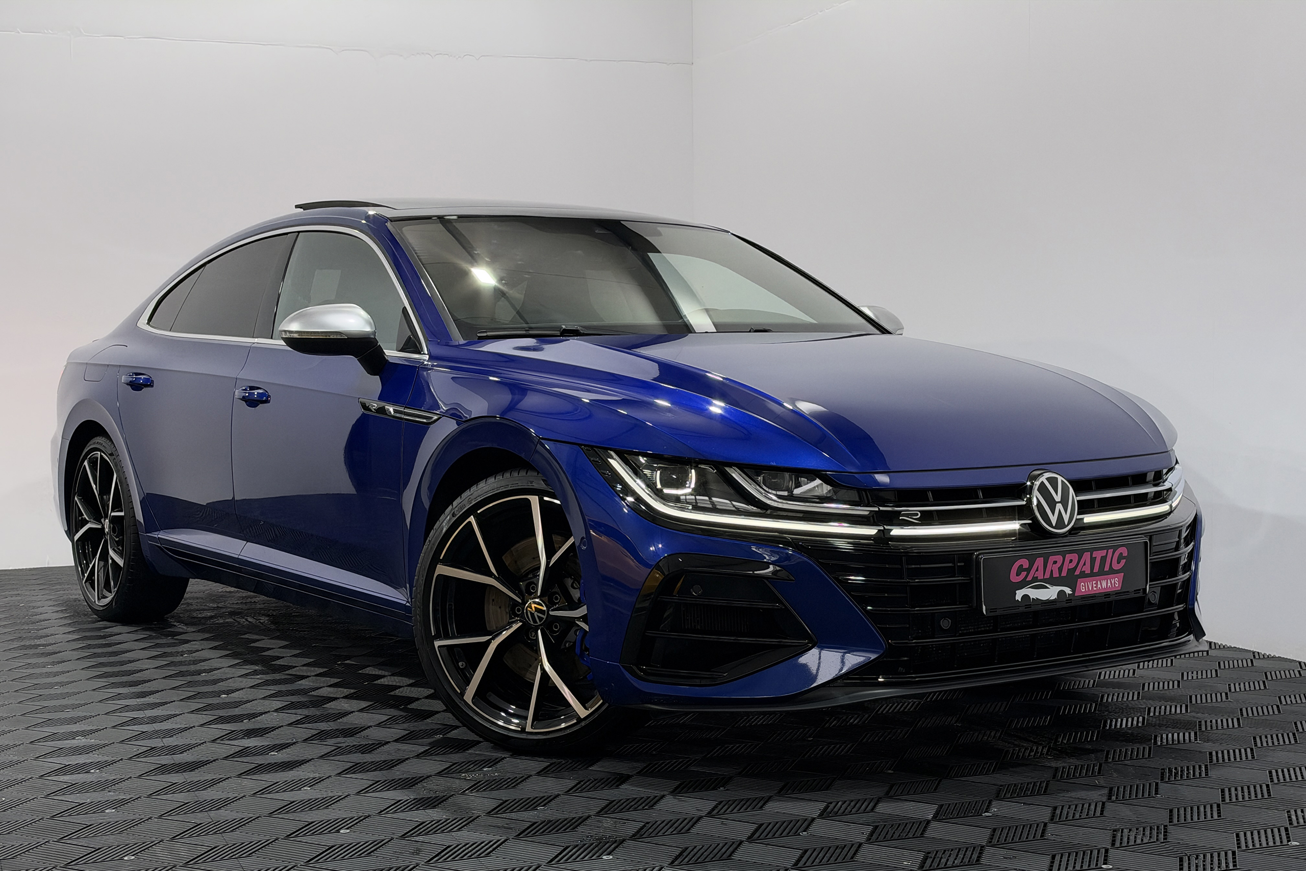 Volkswagen Arteon R (320Hp) 2023 + £1,000 Cash